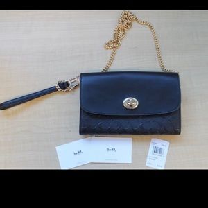 Coach signature Pouch wallet on chain crosbody bag